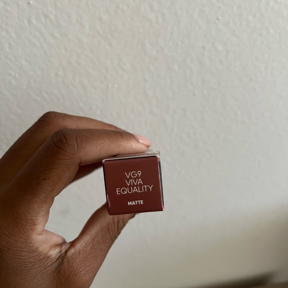 Mac lipstick - Picture 9 of 10